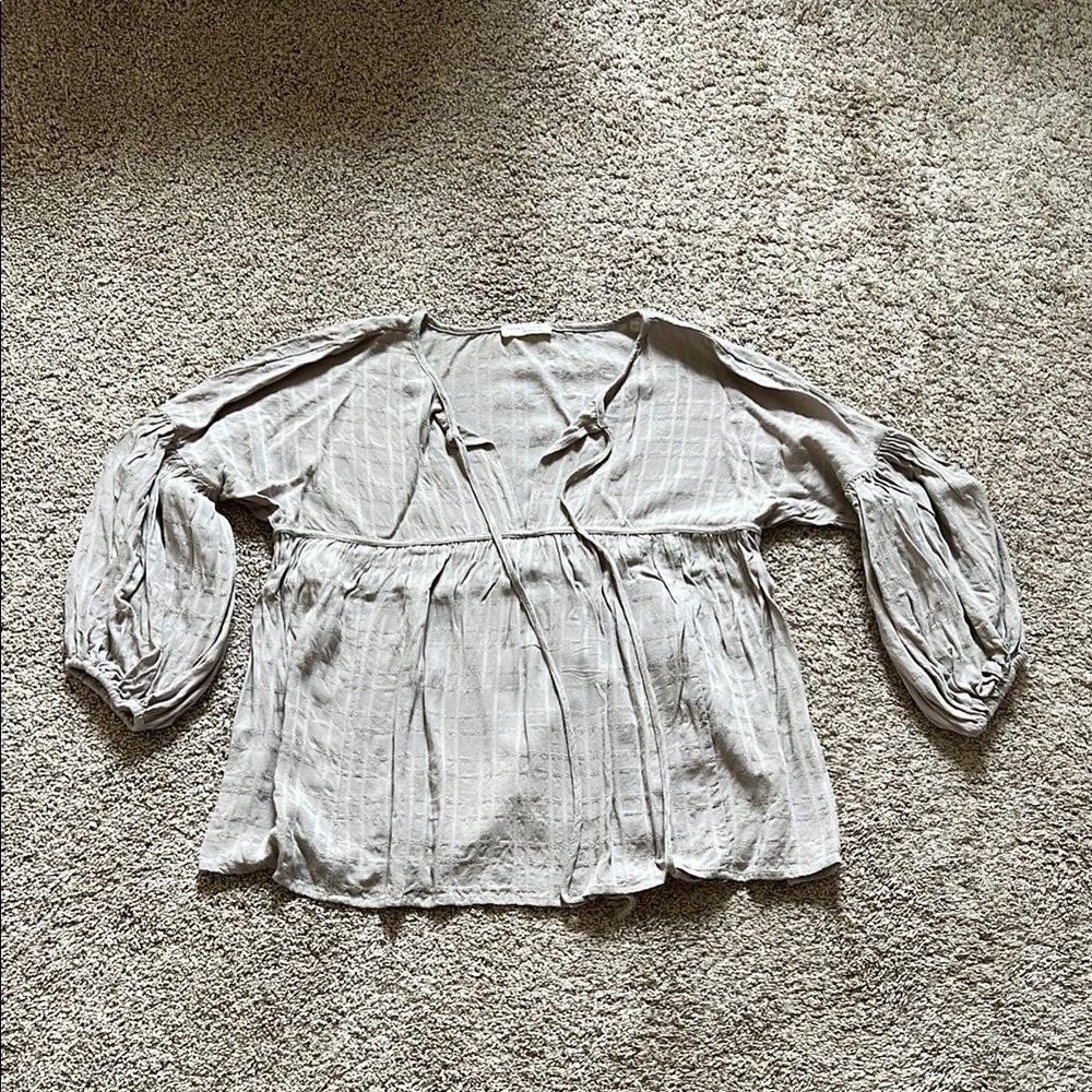 Love Stitch Gray Taupe Women's 3/4 Length Sleeve Blouse